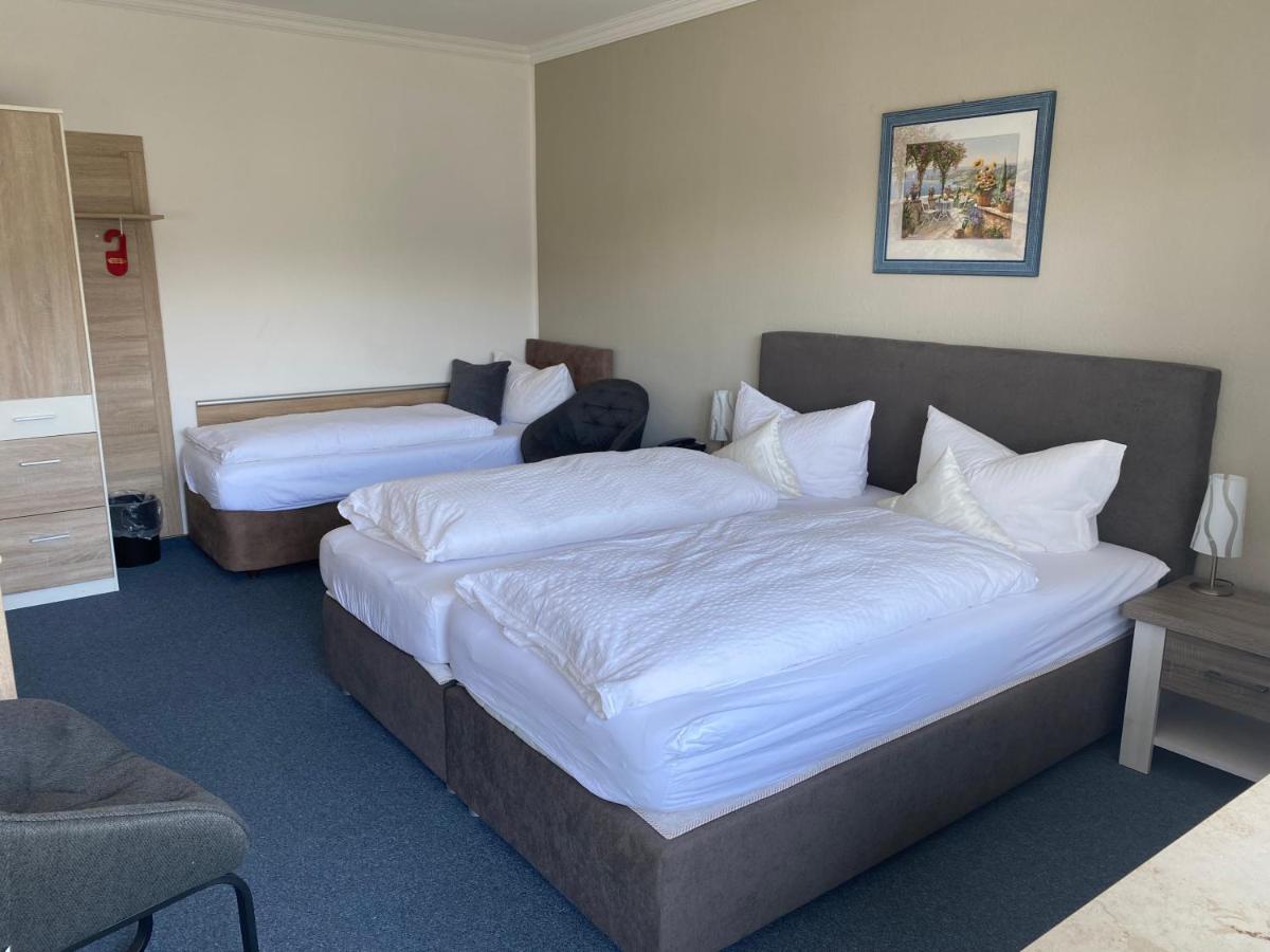 Sevda'S Hotel Garni Weinforth วิลลิงเงิน ภายนอก รูปภาพ