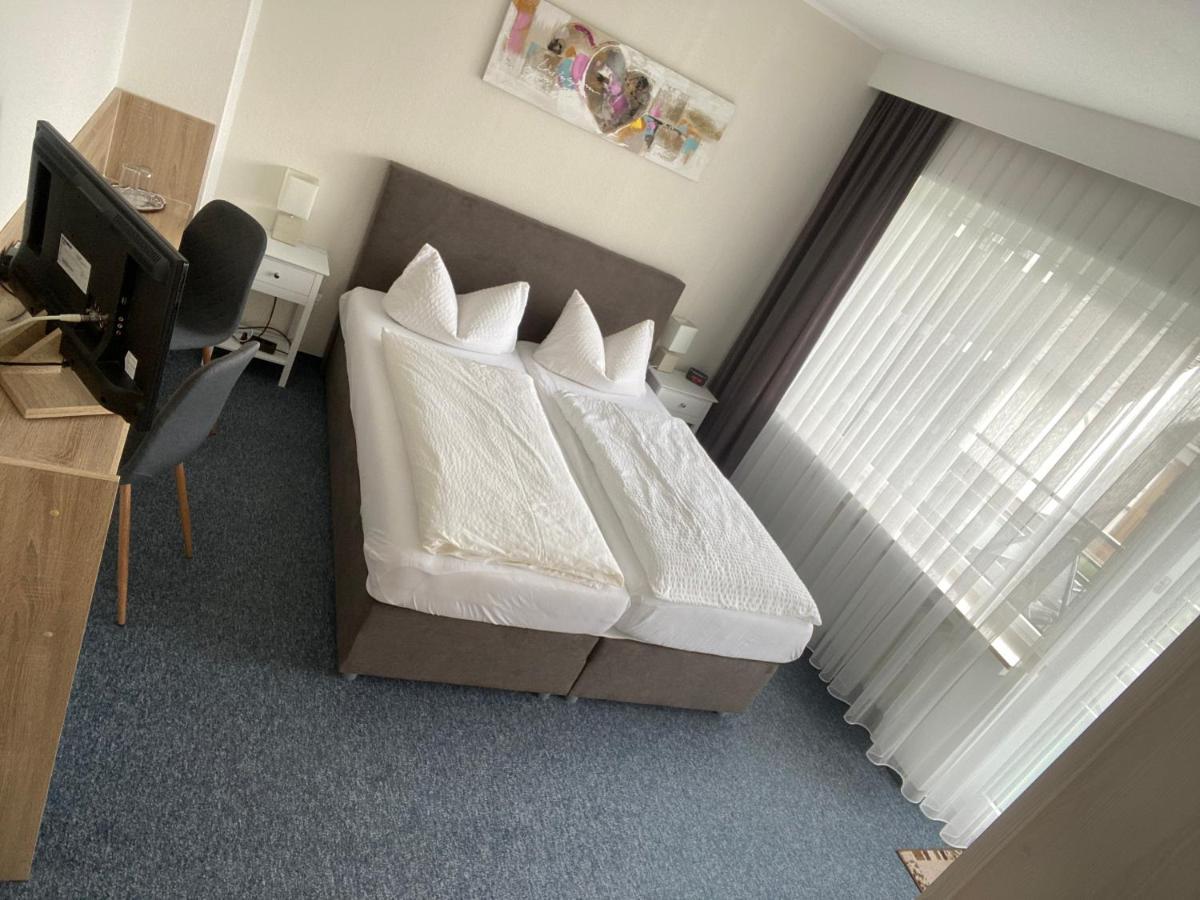 Sevda'S Hotel Garni Weinforth วิลลิงเงิน ภายนอก รูปภาพ