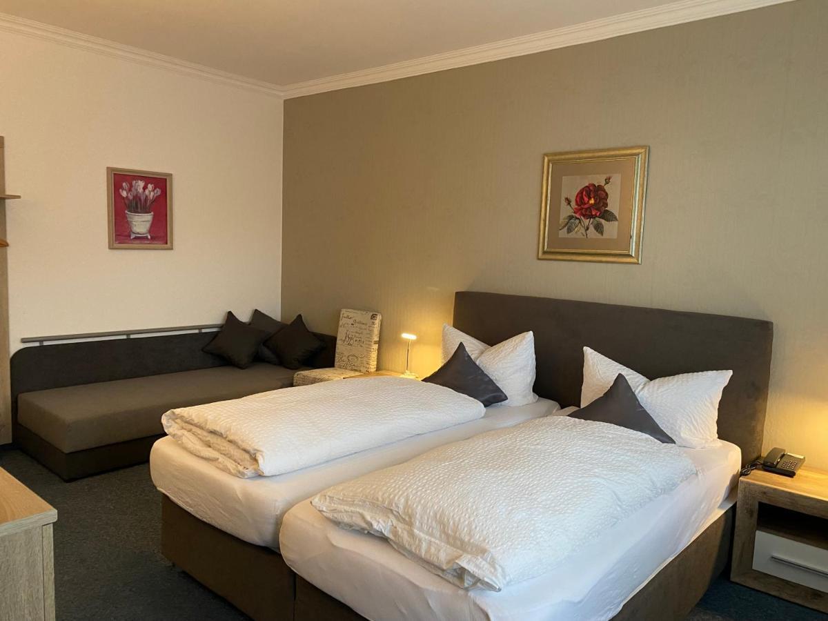 Sevda'S Hotel Garni Weinforth วิลลิงเงิน ภายนอก รูปภาพ