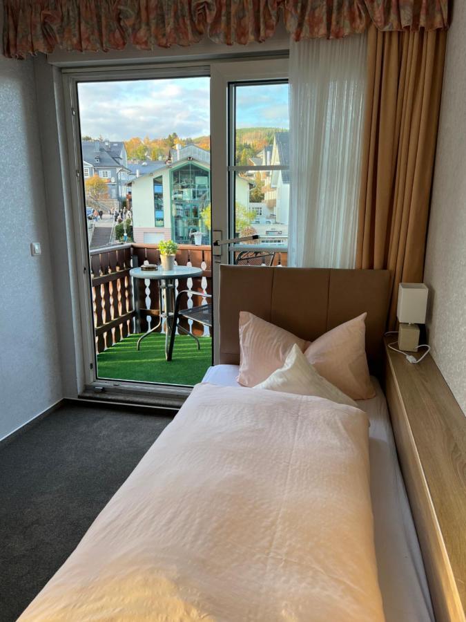 Sevda'S Hotel Garni Weinforth วิลลิงเงิน ภายนอก รูปภาพ