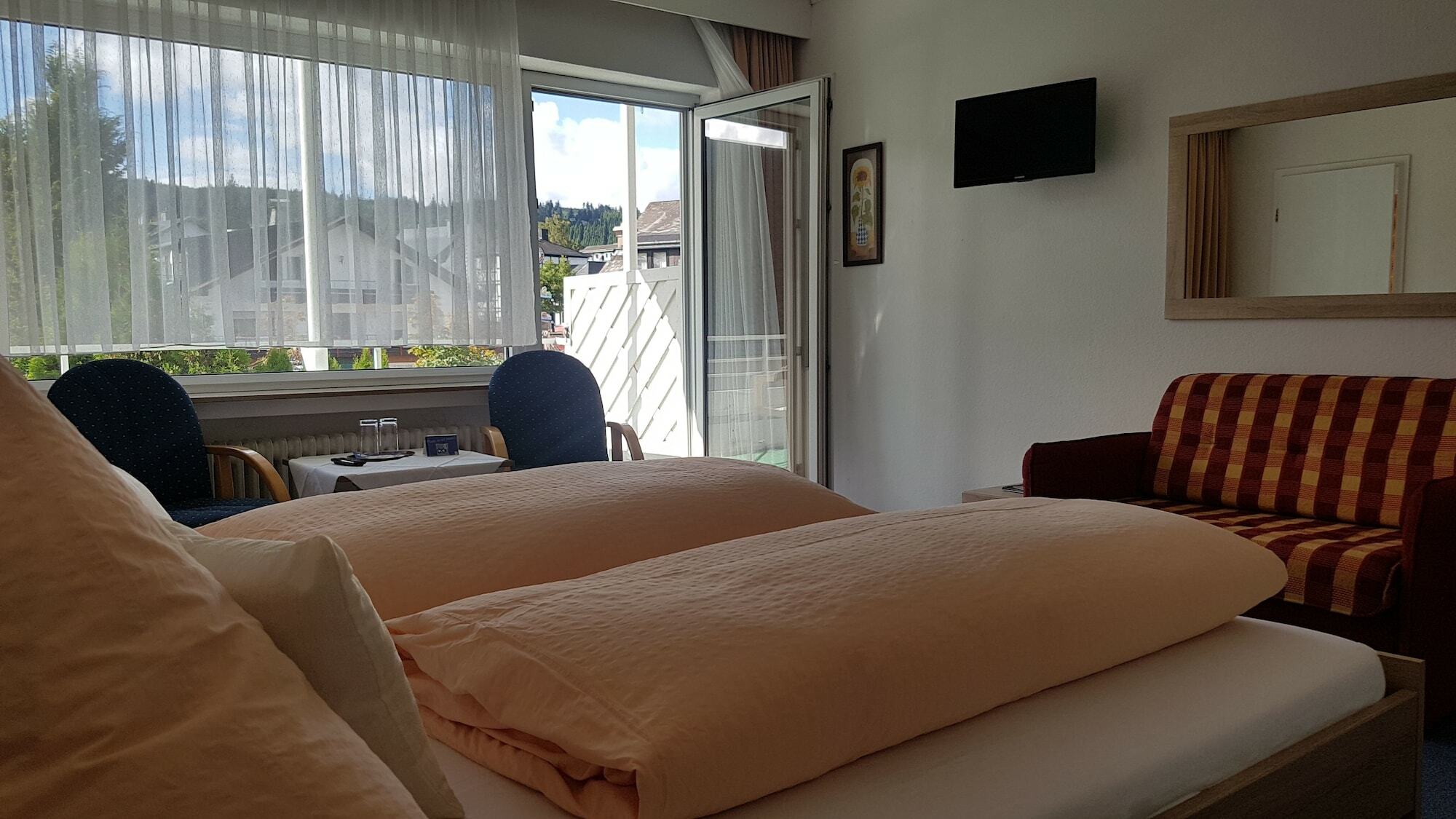 Sevda'S Hotel Garni Weinforth วิลลิงเงิน ภายนอก รูปภาพ